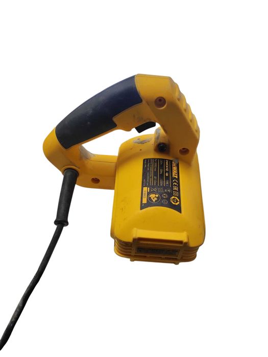Przecinarka Ręczna do Glazury DEWALT DWC410-QS 110mm tarcz do drewna