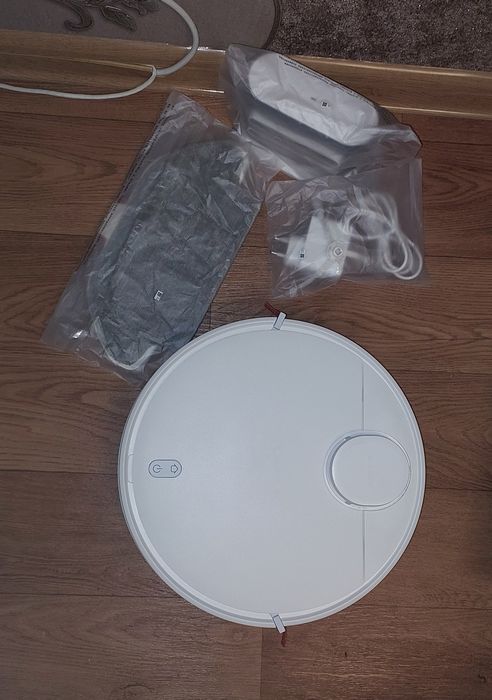 Миючий робот пилосос Xiaomi Robot Vacuum S10