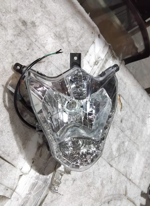 Фара передня Spark200r28