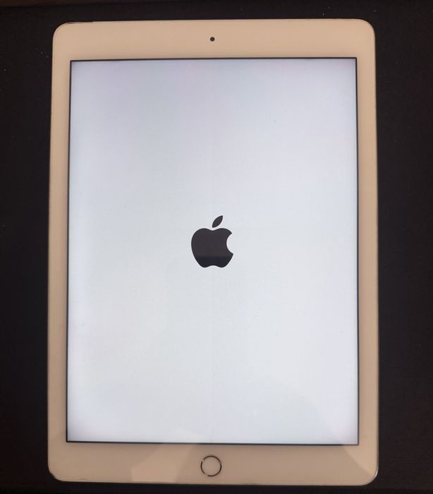 iPad Air 2 128GB Gold - робочий стан, є дефекти екрана