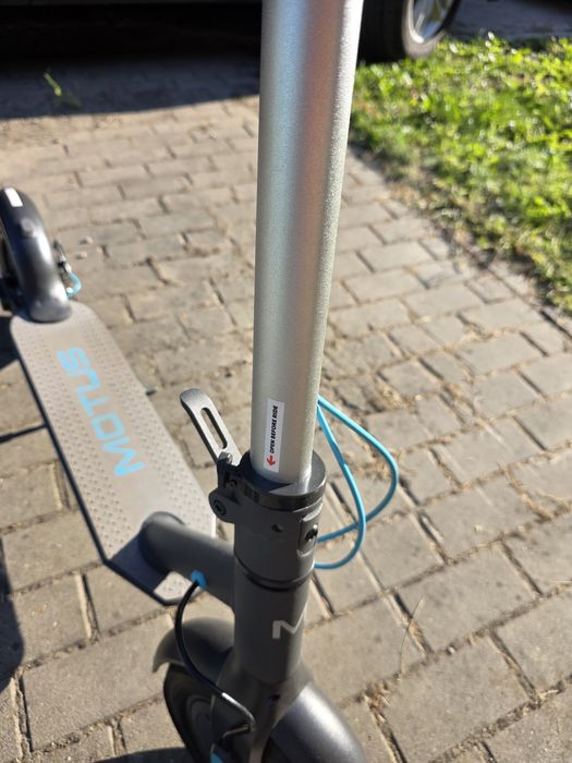 Електросамокат motus scooty 10 lite