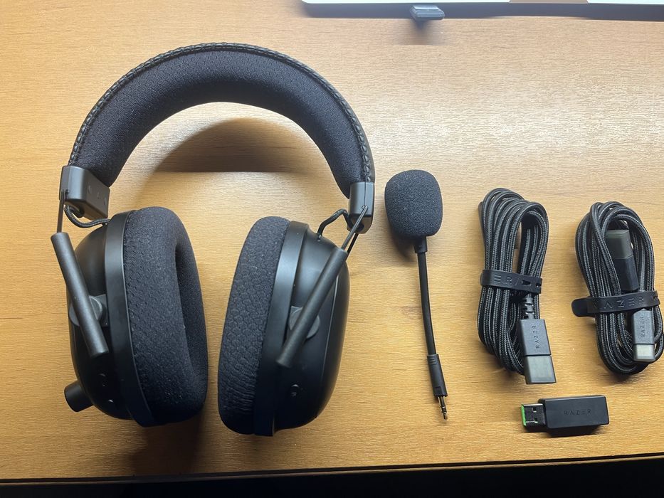 （新品未開封）Razer blackshark v2 pro Amazon.co.jp: Razer ワイヤレス ゲーミングヘッドセット