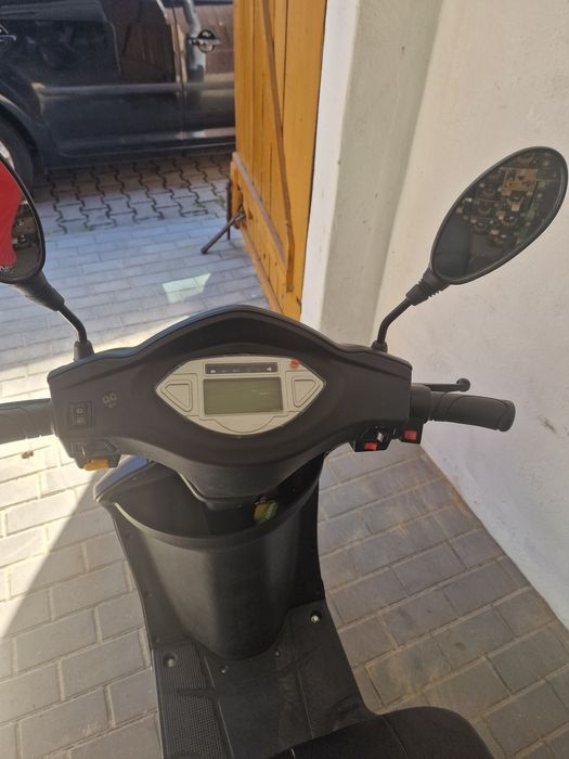 Skuter Vigorous Model Move -Tob-3