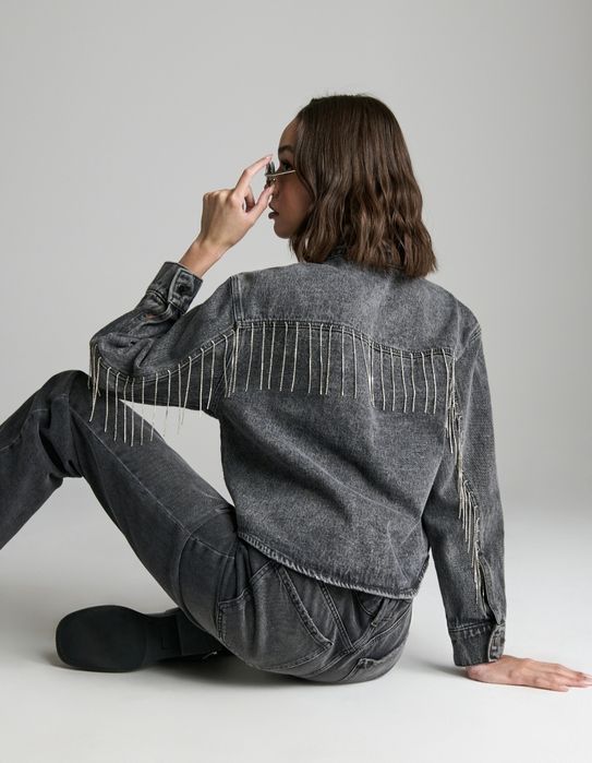 Джинсова куртка зі стразами