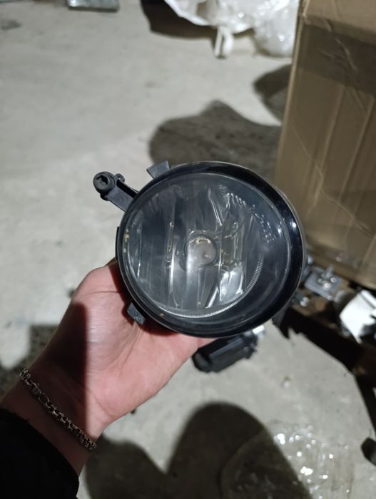 Противотуманка правая Seat Ibiza 2008-2012 Оригинал