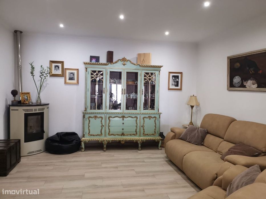 Moradia Geminada T3 - Vila de Frades