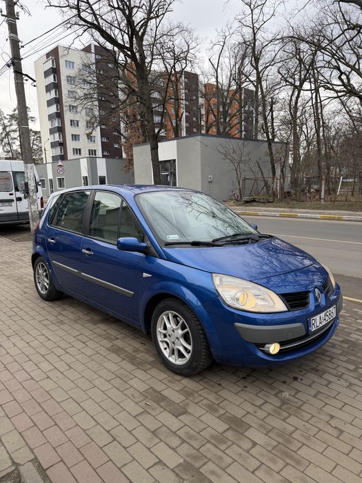 Renault Scenic 1.9 дизель механика 2007 год