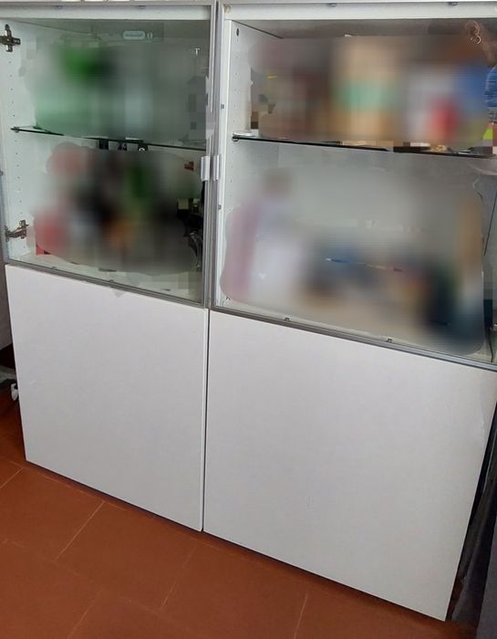 Louceiro IKEA Besta