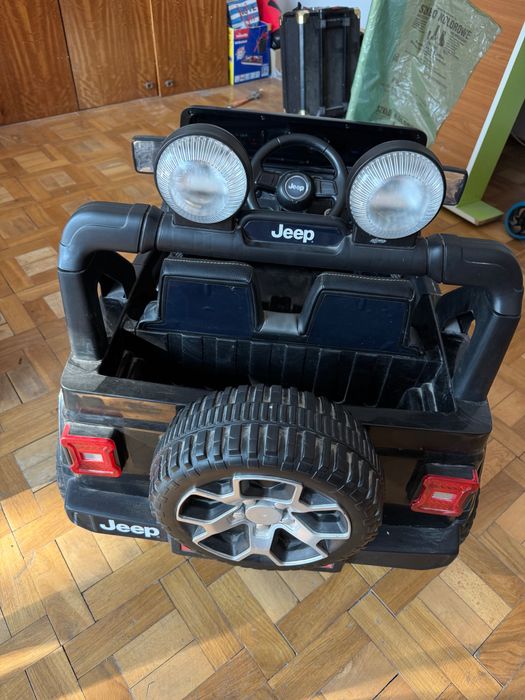 Jeep Wrangler Rubicon elektryczny 12V – auto dla dzieci, 2-osobowy