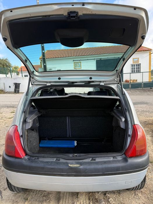 Renault clio 1.2 2001