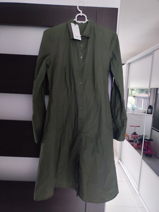 Sukienka w kolorze khaki -Mango- nowa