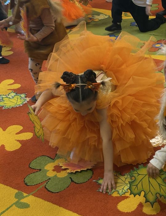 Сукня 110 4-5 р білочки/лисички/осені/мандаринки/апельсинки/гарбузика