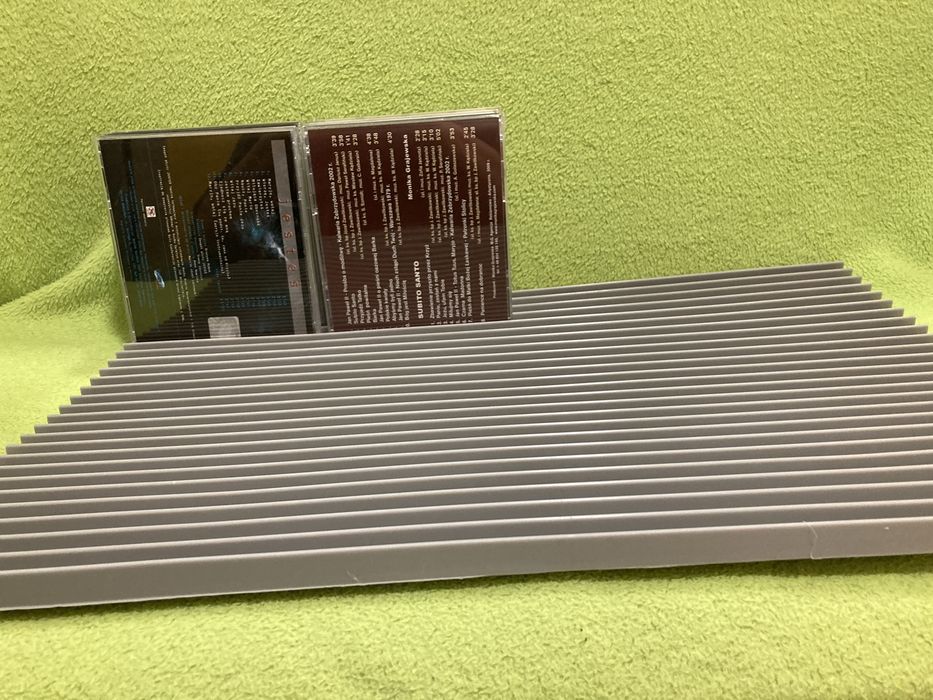 Uchwyt na płyty cd