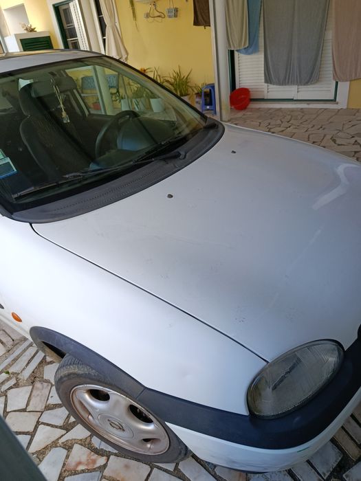 Opel corsa branco