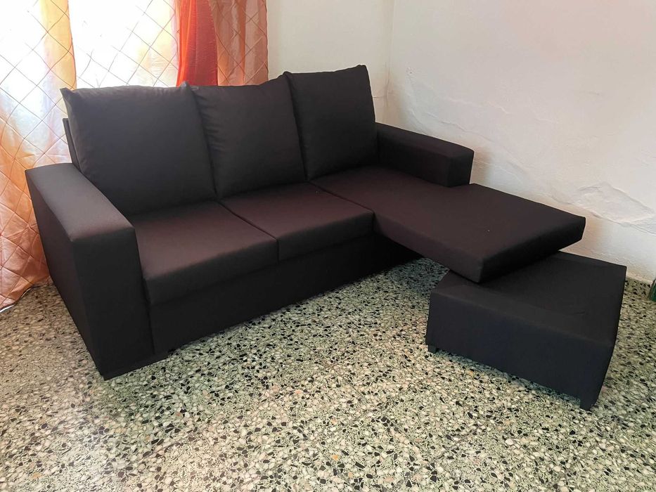 NOVO !!! Sofá com chaise longue reversível em material microfibra.