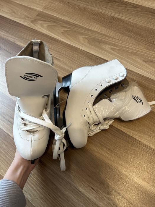 Ковзани для фігурного катання