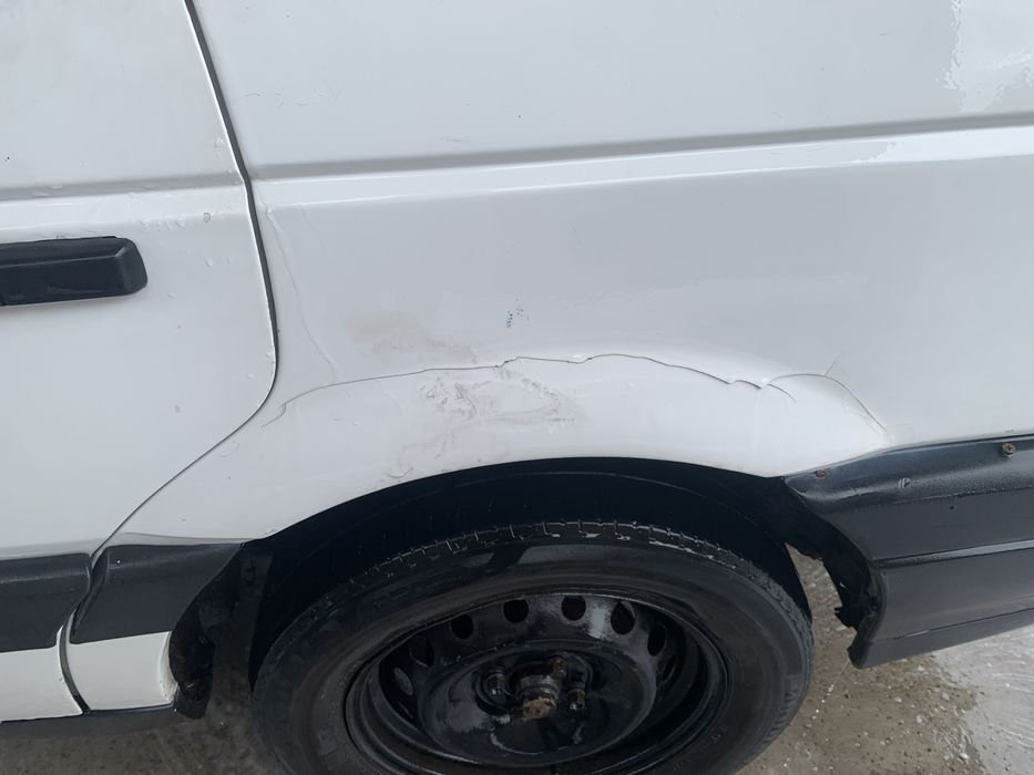 Passat B3 1989 года 1.6 бензин