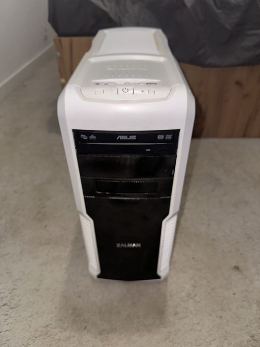 Komputer stacjonarny i7-4790K / GTX 1050 Ti 4GB / 16GB RAM / SSD 480GB + HDD 1TB