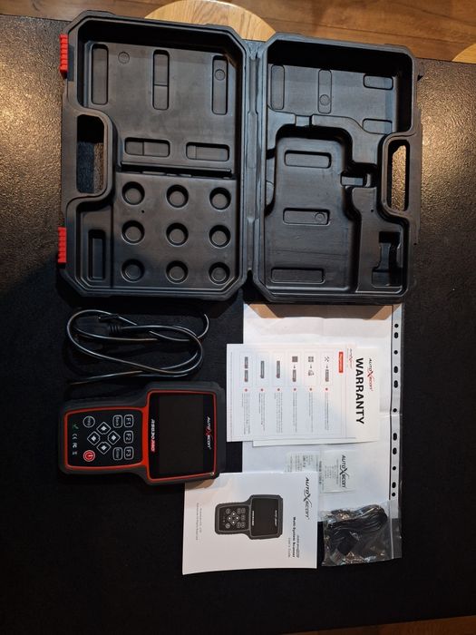 Tester Diagnostyczny AutoXScan  RS830PRRO na wszystkie marki