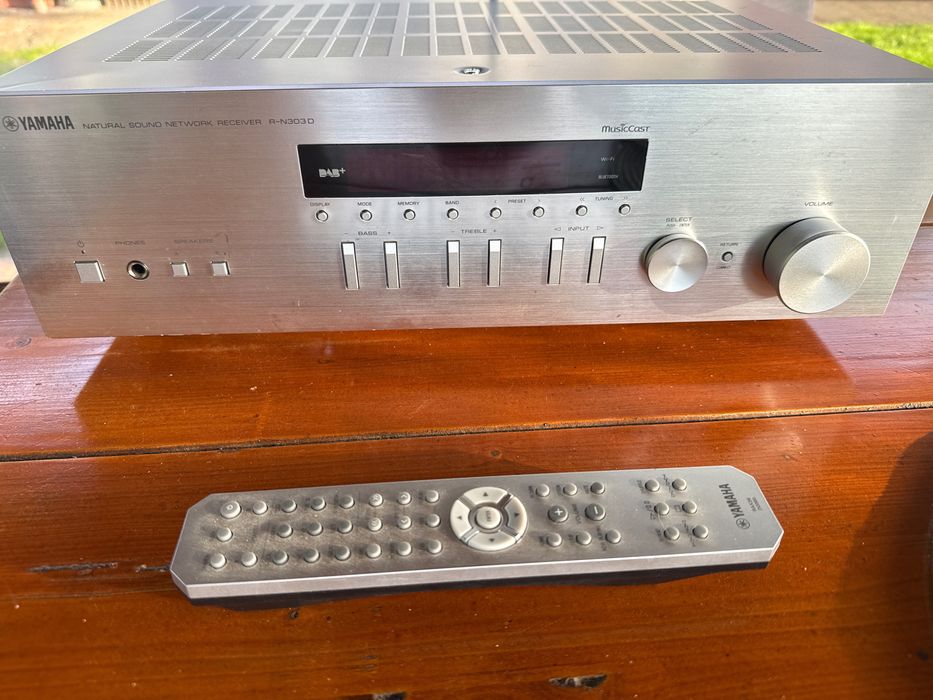 Wzmacniacz ,amplituner Yamaha R-N3O3D