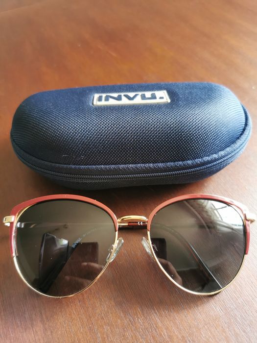 Vendo óculos invu.