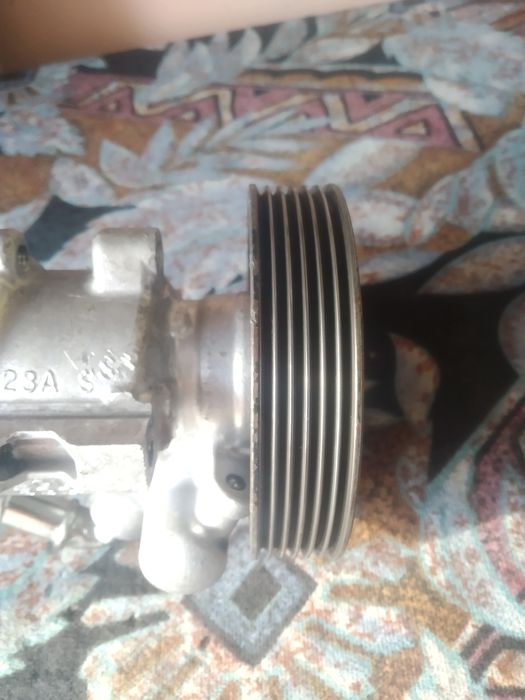 Продам компресор гідропідсилювача Partner 2000р. 1.9D.