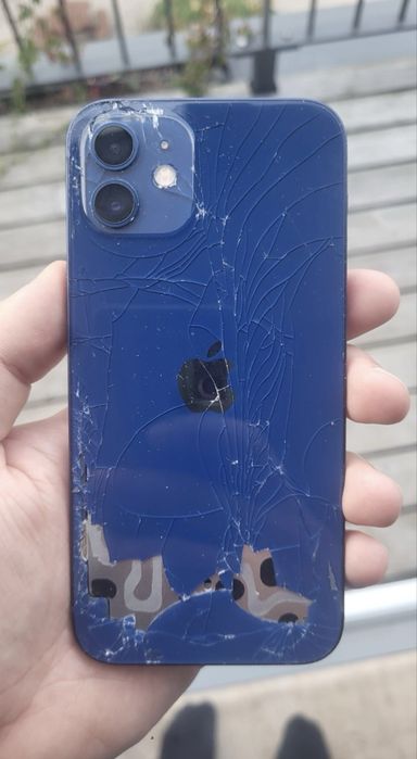 Avaliação e recolha de iPhones usados e avariados
