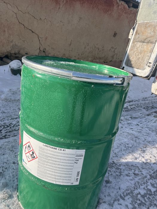 Продам Бочки 200л б/у