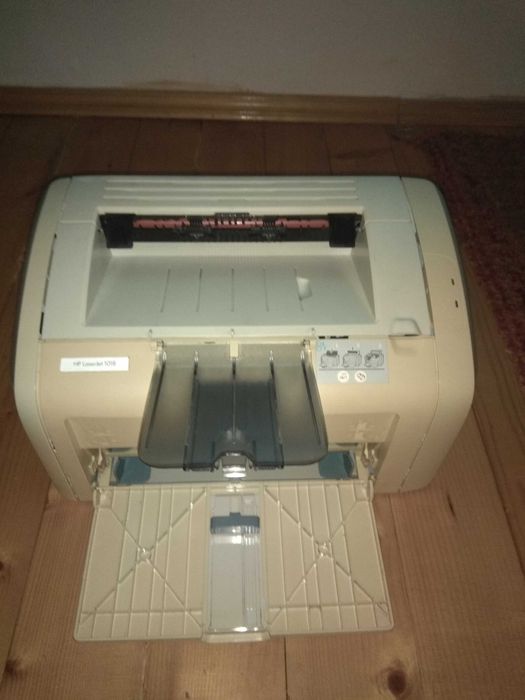 Принтер HP laserjet 1018