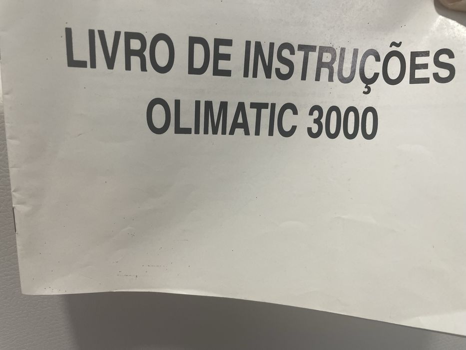 Maquina de costua Olimatic 3000 super automatica c/ caixa