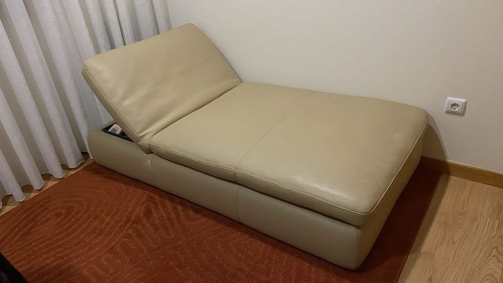 Chaise Longue em pele