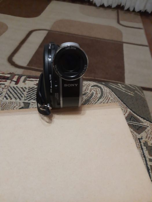 Видеокамера SONY