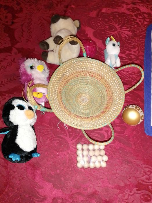 Plim Tlim!Meninos Natal á volta do cestinho Desde3E -Botao-2E Desde 2E