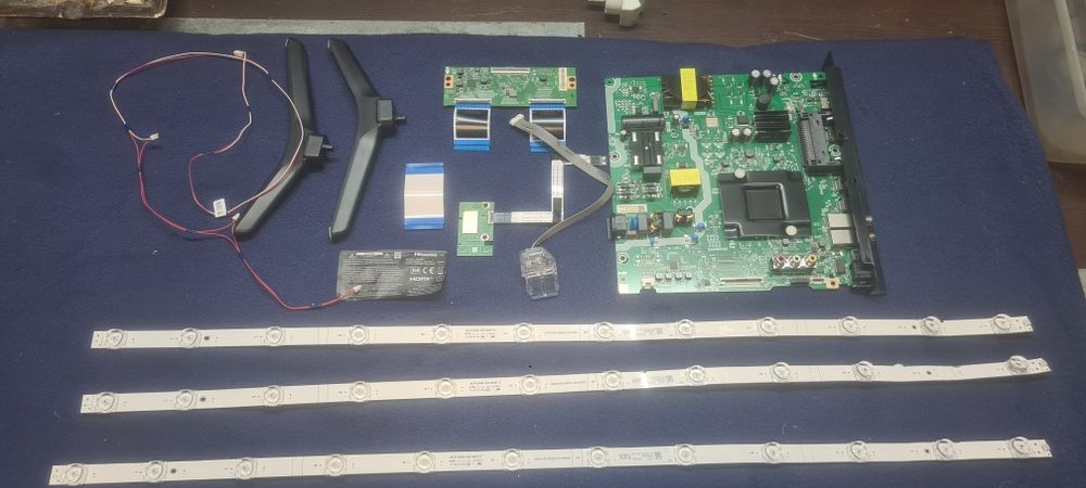 Smartv Hisense 43E7NQ ecran partido restaurante pecas boas