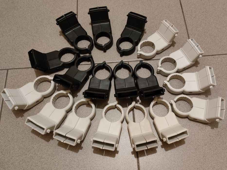 Uchwyt mocowanie konwertera TRIAX do anten TD 78 TD 88 nowe 18 szt.