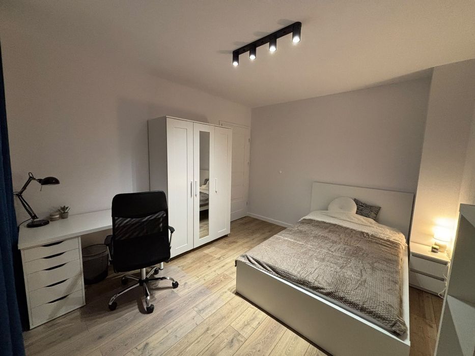 3 pokoje na wynajem, na przeciwko Politechniki Łódzkiej, boisko, basen, jacuzzi , sauna na dachu
