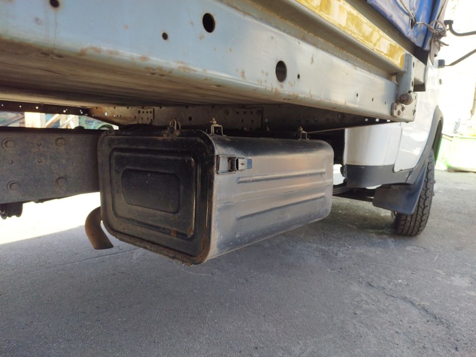 Продам ГАЗель дизель 2.5 (Iveco) длинная база, тент