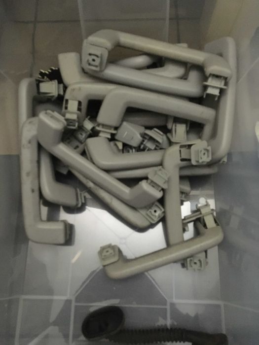 FORD MONDEO MK4 Kombi HB Sedan Rączka rączki uchwyt podsufitki stanbdb