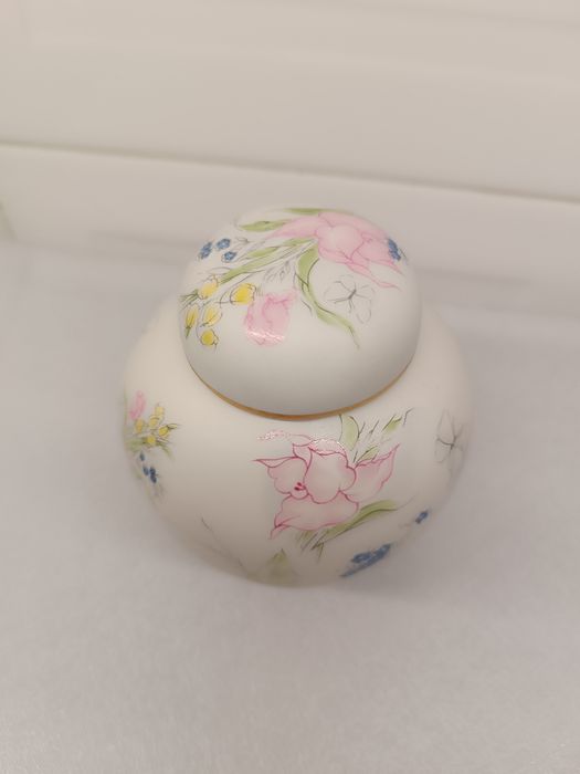 Pote Porcelana. Pintado à Mão. Como Novo