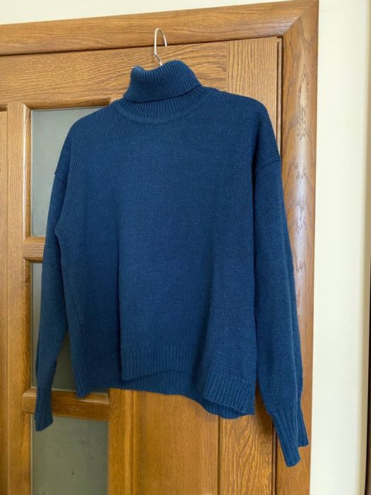 Гольф темно-синій жіночий