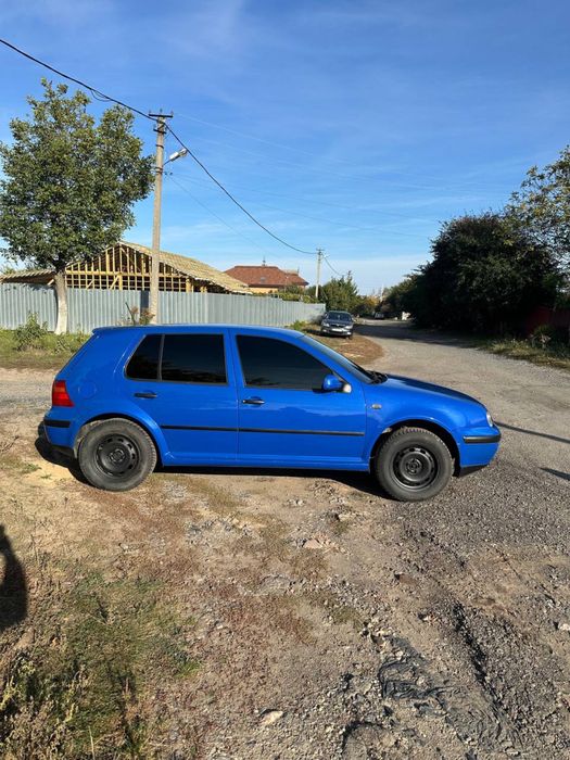 Продам Volkswagen Golf 4