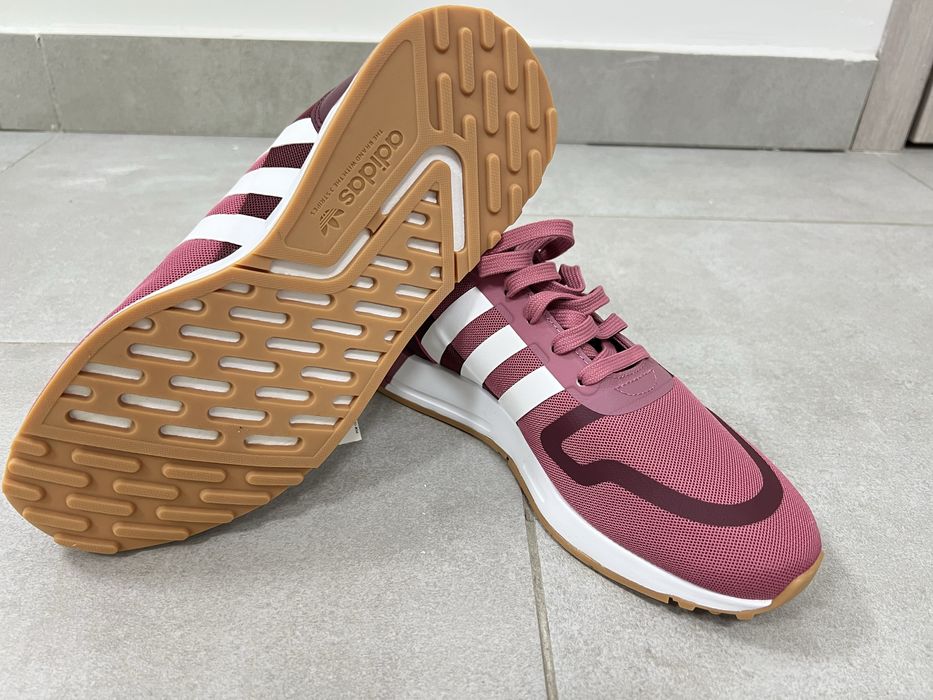 Кросівки чоловічі adidas multix 41 1/3: 1 800 грн. - Кроссовки для