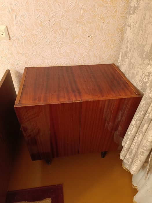 Продам стінка комод сервант
