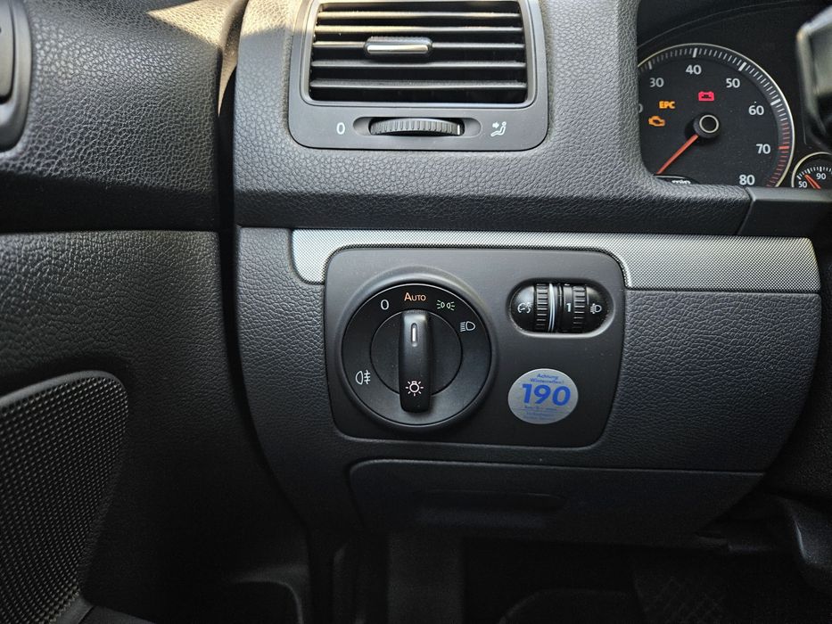 Volkswagen Golf V (5) Variant 1.4 TSI 122 к.с. Автомат DSG