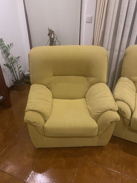 Sofas de 2 lugares mais 2 de um lugar