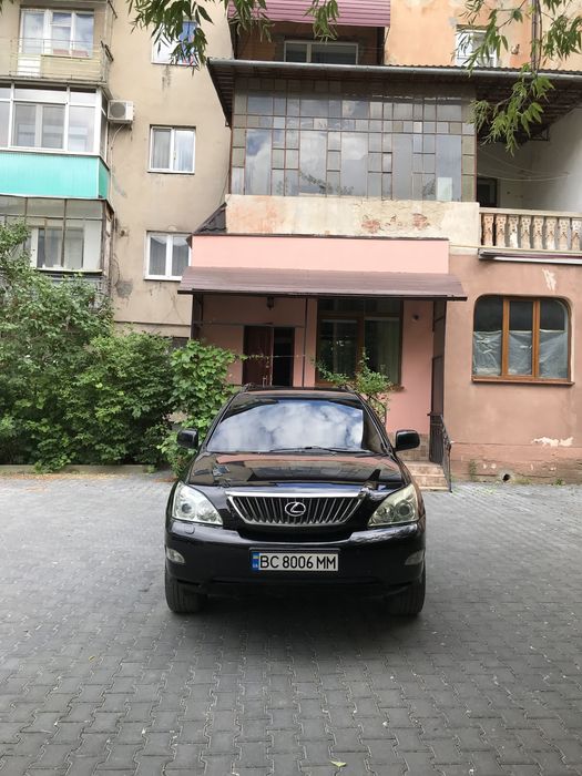 Продаю хороший автомобіль