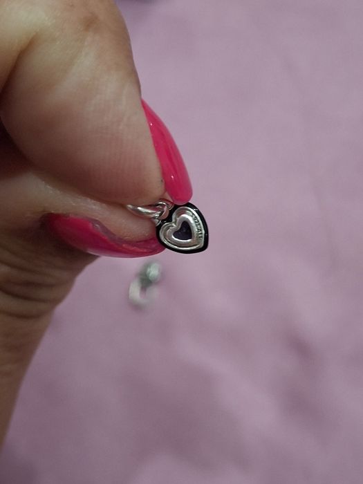 Contas coração preto