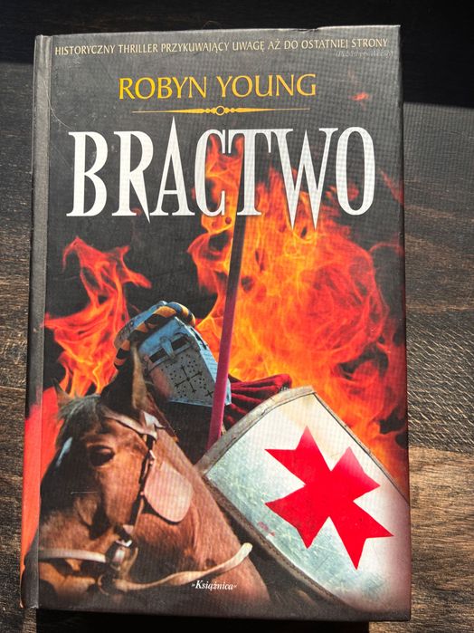 Robin Young Bractwo