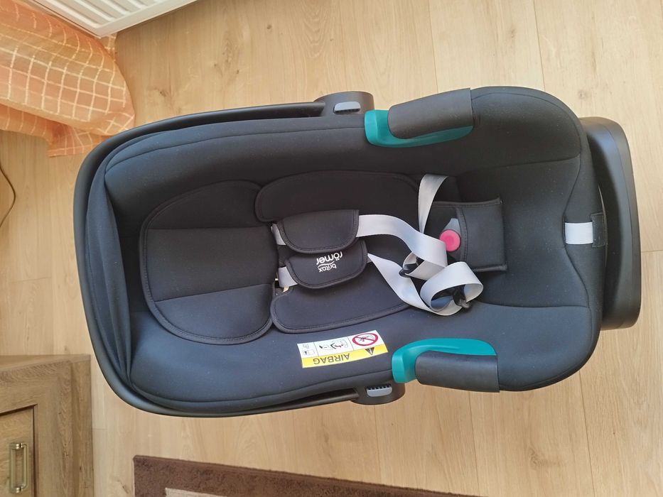 fotelik Britax Römer z bazą
