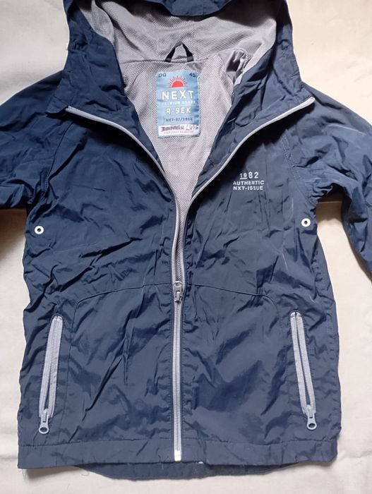 Куртка осінь дитяча 7-8 років